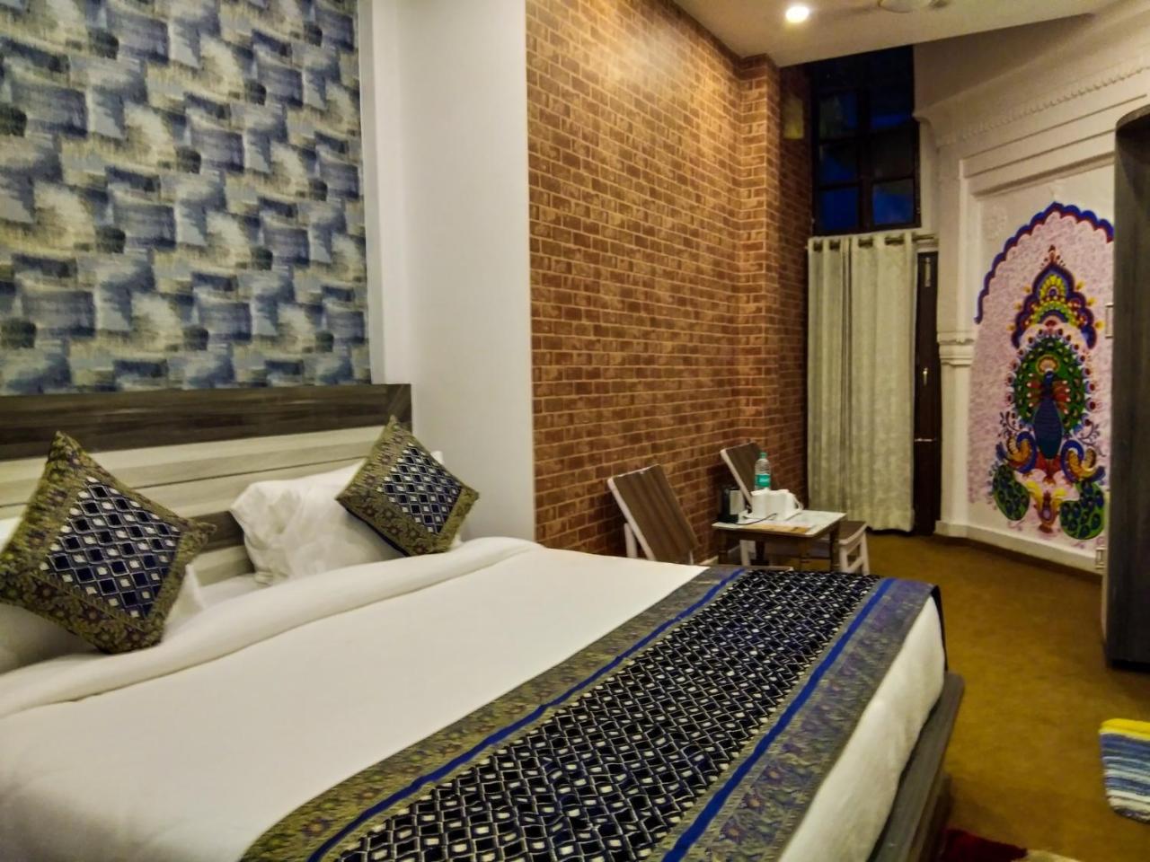 Dwivedi Hotels Hotel Elena Varanasi Exteriör bild