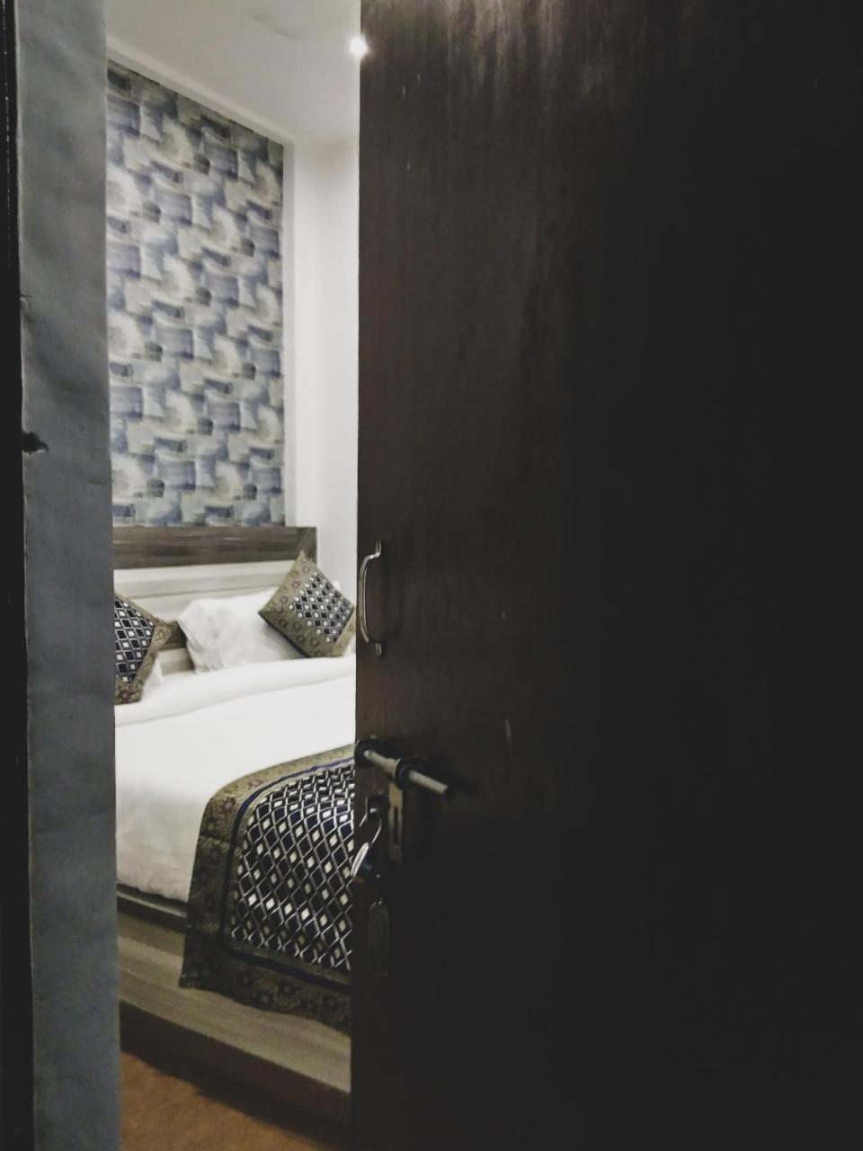 Dwivedi Hotels Hotel Elena Varanasi Exteriör bild