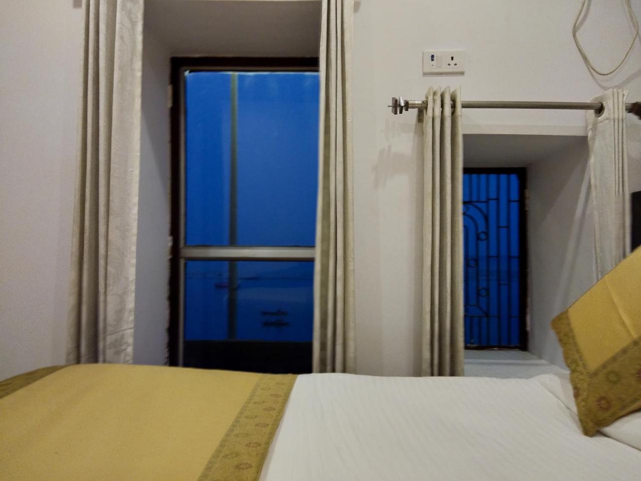 Dwivedi Hotels Hotel Elena Varanasi Exteriör bild