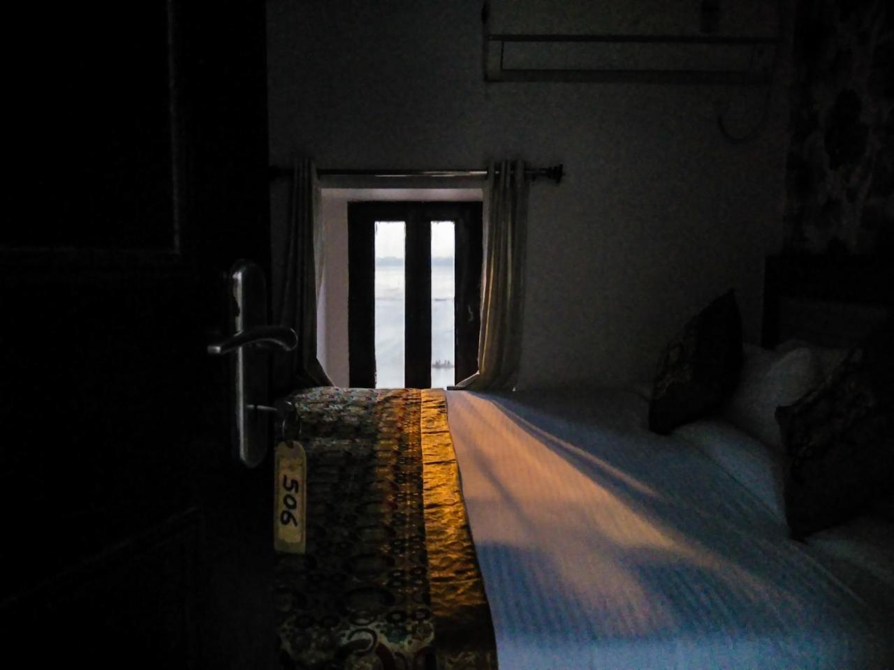 Dwivedi Hotels Hotel Elena Varanasi Exteriör bild